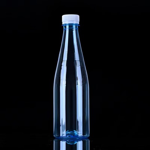 PET mineral water bottle PET mineral water bottle